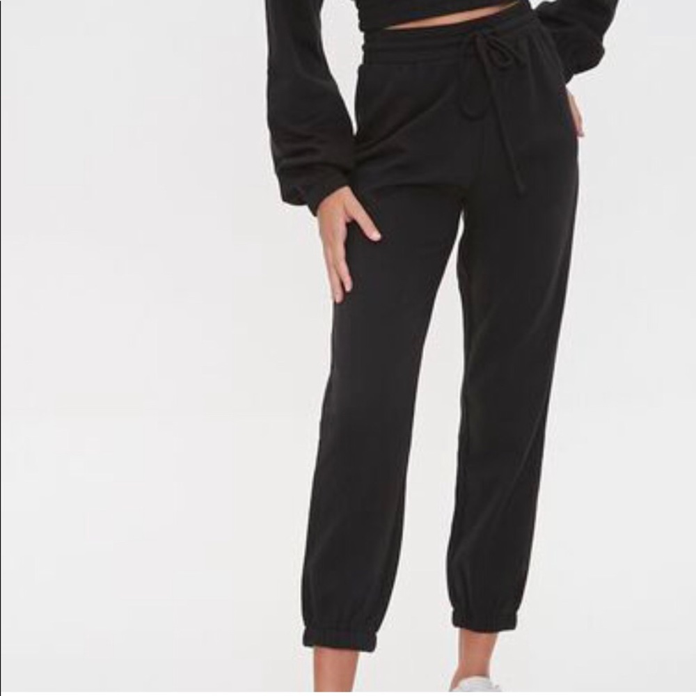 New joggers with a drawstring waist from Catherine Malandrino